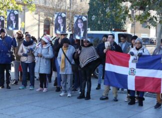 Dominicana Rosa Gabriela Reyes Chávez continúa desaparecida en España Hace tres semanas desapareció la dominicana Rosa Gabriela Reyes Chávez, de 33 años, residente en el barrio de San Jorge, de Pamplona, municipio Navarra, según reportaron medios de comunicación españoles.