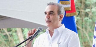 El presidente Luis Abinader, la alcaldesa del Distrito Nacional, Carolina Mejía junto al Banco de Reservas, dejaron inaugurado el «Paseo Marítimo Malecón», un proyecto diseñado para enriquecer la experiencia ciudadana y preservar la belleza natural del litoral marino.