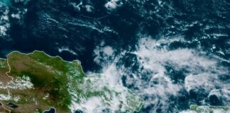 La Oficina Nacional de Metereología (Onamet), informó que durante el transcurso del día de hoy, el frente frío seguirá incidiendo sobre distintas regiones del territorio nacional, provocando incrementos nubosos acompañados de diferentes tipos de precipitaciones, siendo estas, débiles a moderadas e incluso, fuertes en ocasiones, principalmente en varios municipios de las provincias: La Altagracia, El Seibo, Hato Mayor, Monte Plata, Samaná, Puerto Plata, María Trinidad Sánchez, Duarte, Santiago, Valverde, Dajabón, Monte Cristi, extendiéndose gradualmente en horas de la tarde hacia otros poblados de Monseñor Nouel, San Cristóbal, El Gran Santo Domingo y el Distrito Nacional, entre otras cercanas.
