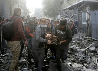 Más de 100 muertos tras los intensos bombardeos israelíes sobre Gaza