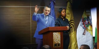 La campaña para las elecciones municipales del 18 de febrero del 2024 está oficialmente abierta, luego de que la Junta Central Electoral (JCE) emitiera la proclama que da luz verde a las actividades políticas y que ordena a los candidatos cumplir con los topes de gastos.