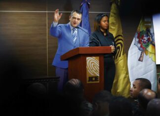 JCE informa elecciones municipales serán justas y seguras La campaña para las elecciones municipales del 18 de febrero del 2024 está oficialmente abierta, luego de que la Junta Central Electoral (JCE) emitiera la proclama que da luz verde a las actividades políticas y que ordena a los candidatos cumplir con los topes de gastos.