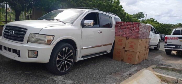 El Cuerpo Especializado de Seguridad Fronteriza Terrestre (Cesfront) se incautó este miércoles de 400,800 unidades de cigarrillos en un hotel del Municipio de Manzanillo, en Montecristi, informó el cuerpo.