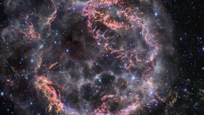 James Webb ofrece una nueva vista de una estrella que explotó hace 340 años