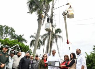 En la provincia de Monseñor Nouel fue iniciada la instalación de 500 lámparas led con el objetivo de mantener las calles iluminadas y reducir la delincuencia, en un programa conjunto del Ministerio de Interior y Policía (MIP) y la Empresa Distribuidora de Electricidad del Norte (Edenorte).
