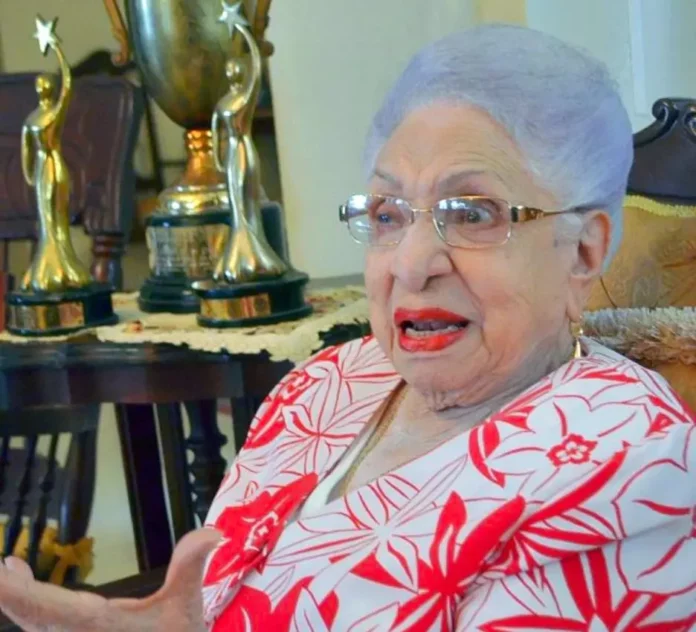 Este 25 de diciembre es el día del natalicio de la veterana locutora María Cristina Camilo, quien arriba a los 106 años de vida.
