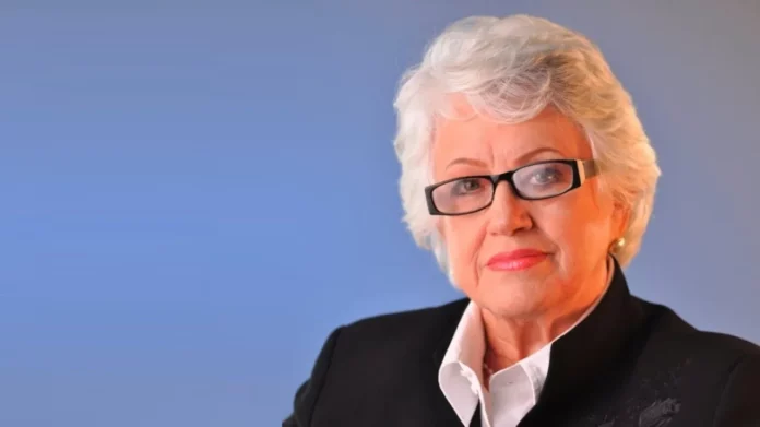 Milagros Ortiz Bosch ingresada en hospital de EEUU afectada de Covid La directora general de Ética e Integridad Gubernamental, Milagros Ortiz Bosch, fue ingresada en un hospital de Atlanta, Estados Unidos tras dar positivo al Covid.