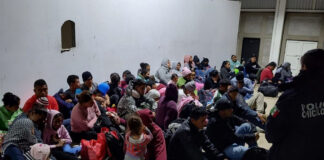 Agentes federales localizaron a 155 migrantes, de los cuales 28 son originarios de la República Dominicana, en una residencia de seguridad situada en el estado sureño de Chiapas. En los últimos meses, este estado ha sido testigo de un notable incremento en el flujo migratorio, según indican las autoridades mexicanas.