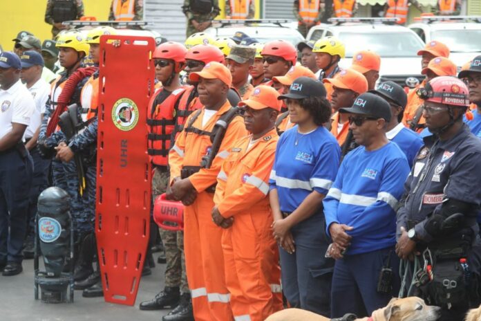 Centro de Operaciones de Emergencias (COE) inició este sábado la primera fase del Operativo “Conciencia por la Vida, Navidad y Año Nuevo 2023-2024”, que busca prevenir incidentes y responder a las emergencias que pudieran tener quienes se trasladan a diferentes regiones del país para compartir con familiares durante la Nochebuena.