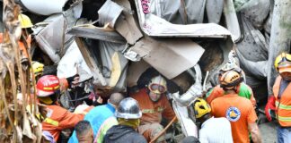 La cantidad de fallecidos por el accidente ocurrido el pasado miércoles, en la carretera Sánchez del sector Quita Sueño, en Haina, aumentó a 12.