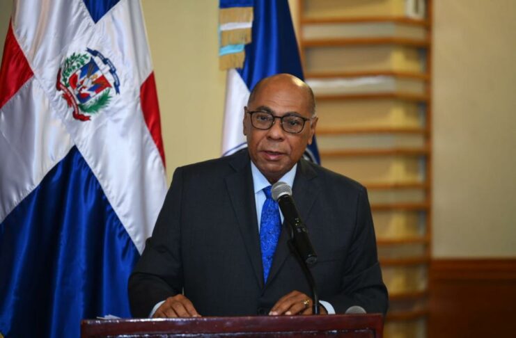 Milton Ray considera Abinader es el presidente que mejor ha enfrentado tema haitiano
