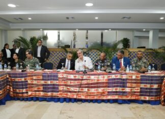 El presidente Luis Abinader encabeza la reunión de seguimiento al Plan de la Seguridad Ciudadana.