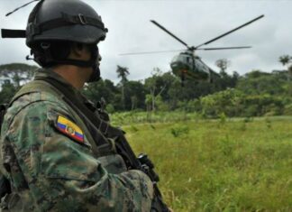 Militarizada la frontera con Ecuador helicópteros Black Hawk sobrevuelan la zona El presidente de Colombia, Gustavo Petro, afirmó que estará pendiente de cualquier tipo de apoyo que requiera el país vecino tras la oleada de violencia registrada.