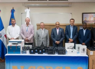 Embajada de Francia entrega equipos a la DNCD para combatir el narcotráfico