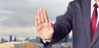 El gobierno dominicano informó que República Dominicana experimentó un histórico avance en el índice de percepción de la corrupción, registrando un impresionante aumento de 7 puntos entre el período comprendido entre 2020 y 2023.