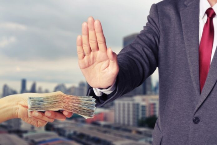 El gobierno dominicano informó que República Dominicana experimentó un histórico avance en el índice de percepción de la corrupción, registrando un impresionante aumento de 7 puntos entre el período comprendido entre 2020 y 2023.