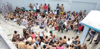 “En el país la cifra de presos ronda entre 26 mil. La cárcel de Azua está completamente poblada, La Victoria era para 1,000 personas pero en teoría hoy hay más de ocho mil, de ese porcentaje los presos bajo la prisión en proceso de revisión viene siendo de casi un 60% y por eso se debe entender que hay un congestionamiento en las cárceles que en algún momento tiene que ser un debate público”, expresó Ulloa en el programa Hoy Mismo Matinal, que se transmite por Colorvisión.