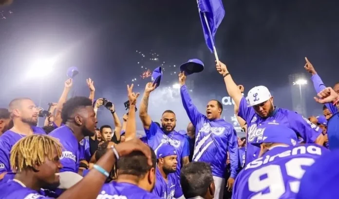 Los Tigres del Licey, la representación dominicana en la Serie del Caribe 2024, tendrá su primer partido este primero de febrero contra un gran rival regional: Venezuela, país representado por los Tiburones de la Guaira.