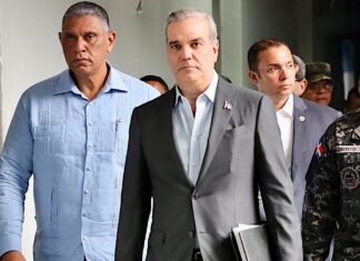 Abinader encabeza reunión Plan de Seguridad Ciudadana El presidente Luis Abinader, encabeza en estos momentos la reunión de seguimiento al Plan de la Seguridad Ciudadana para seguir garantizando el bienestar de los dominicanos en el país.