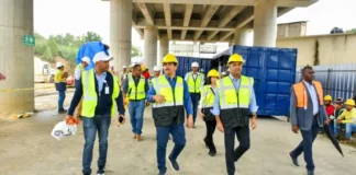 El ministro de la Presidencia, Joel Santos, anunció este martes que el segundo tren de los 15 que conformarán el monorriel de Santiago, así como la culminación de los trabajos de obra gris de la Estación Central del Sistema Integrado de Transporte de Santiago estarán listos para finales del primer trimestre del año.
