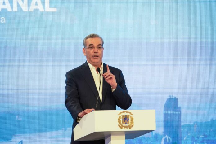 República Dominicana está en el grupo de países con economías estables en el nuevo informe del Foro Económico Mundial, y sus indicadores de crecimiento. Así fue anunciado durante La Semanal realizada por primera vez en San Francisco de Macorís, donde además anunció el lanzamiento del programa de auditoría ChequeameTu.