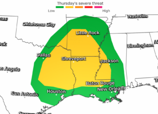 Tras una potente tormenta invernal que trajo tiempo severo al sur a principios de esta semana, muchas de las mismas zonas tienen que prepararse para otra amenaza de tormenta severa de varios días este jueves y viernes, según el Centro de Predicción de Tormentas (SPC). Más de 80 millones de personas están bajo amenaza de tormentas severas este jueves y viernes.