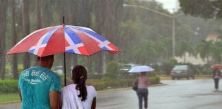 La Oficina Nacional de Meteorología (Onamet), informó este jueves, que el sistema frontal se disipará al sur de la isla y estará dominando sobre nuestra área un sistema de alta presión, que favorecerá condiciones soleadas en el país, pero, que prevén algunos chubascos aislados y ocasionales ráfagas de viento, asociados al viento del este/noreste y los efectos orográficos locales.