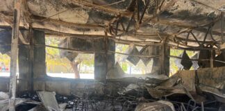 El Ministerio de Educación de la República Dominicana (Minerd) reafirma su compromiso con la educación y la comunidad escolar tras el lamentable incidente ocurrido en los anexos de la escuela básica Concepción Bona, ubicada en el barrio El Tamarindo, Villa Hermosa, provincia La Romana, donde un incendio ocurrido la tarde de este domingo destruyó cuatro aulas y afectó una de manera parcial.