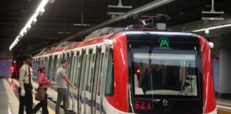 En un acto ejemplar de integridad y honestidad, el raso del Cuerpo Especializado para la Seguridad del Metro y Teleférico (CESMET), Michel Antonio Céspedes, ERD, reportó a sus superiores que encontró en un banco de la estación del Metro, Manuel Arturo Peña Batlle, un bulto que en su interior contenía 517 mil pesos.