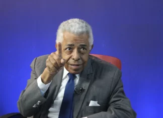 Falleció el veterano periodista Pedro Gil Iturbides Falleció el veterano periodista, político y profesor universitario Pedro Gil Iturbides.