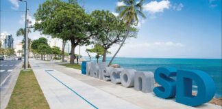 Hoy, las lluvias serán escasas sobre gran parte del país, debido al predominio del sistema de alta presión. Sin embargo, durante la mañana, especialmente hacia localidades aisladas de La Altagracia, El Seibo, Samaná, María Trinidad Sánchez y Espaillat, se estarán presentando lluvias débiles a moderadas localmente, producto de nubes transportadas hacia el territorio dominicano por el viento del este.
