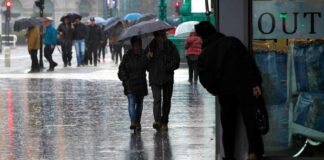 La Oficina Nacional de Meteorología (Onamet) informa que el sistema frontal se ubica actualmente al noreste de Puerto Rico, pero la humedad dejada tras su paso continúa favoreciendo nublados acompañados de lluvias dispersas en varios poblados de las regiones este y noreste, como: La Altagracia, La Romana, San Pedro de Macorís, El Seibo, Hato Mayor, Samaná, Monte Plata, entre otras.