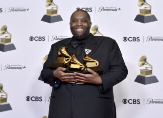 El rapero y activista social Killer Mike fue arrestado este domingo por la noche cerca del lugar de la 66 entrega anual de los Premios Grammy en Los Ángeles, en la que se llevó tres de las codiciadas estatuillas.