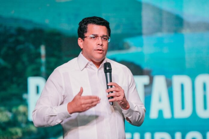 Dice Collado, tema haitiano no representa amenaza para el sector turismo Al recordar que en enero el país recibió el mayor porcentaje de turistas de la historia, el ministro de Turismo, David Collado indicó que la inestabilidad que vive Haití no representa amenaza al sector.