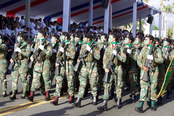 Un teniente del Ejército de República Dominicana fue asesinado por desconocidos presuntamente durante un asalto en la entrada de El Almirante, Santo Domingo Este.