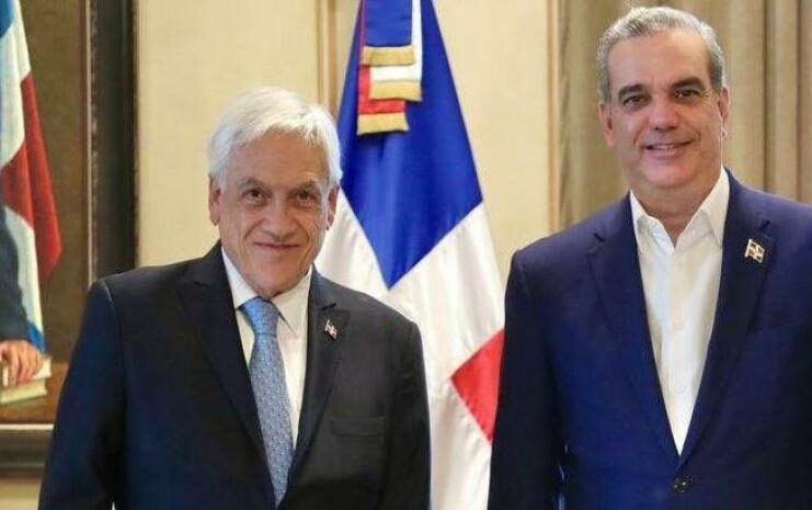Abinader expresa sus condolencias por muerte de Sebastián Piñera El presidente de la República, Luis Abinader, expresó este martes sus condolencias por la muerte del exmandatario chileno Sebastián Piñera, quien falleció en un accidente aéreo, luego de que el helicóptero que pilotaba se precipitara.