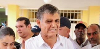 Tras ganar las elecciones municipales en Santo Domingo Oeste por el Partido Revolucionario Moderno (PRM) con un 68.78%, Francisco Antonio Peña Tavarez, vuelve a liderar dicha alcaldía por cuarta vez.