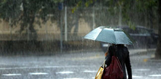 La Oficina Nacional de Meteorología informo que para hoy miércoles, se mantendrá la incidencia de los campos nubosos remanentes del sistema frontal, al norte de nuestro territorio, y de una vaguada en los niveles medios de la troposfera.