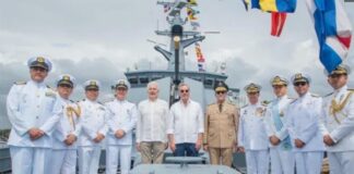 El señor presidente de la República, Luis Abinader Corona, abordó y recorrió las instalaciones del Buque ¨Patrullera Oceánica OPV ARC Victoria» de la Armada de la República de Colombia, anclado en el puerto de Sans Soucí y cuya tripulación visita el país, en ocasión del 180 Aniversario de la Independencia dominicana.