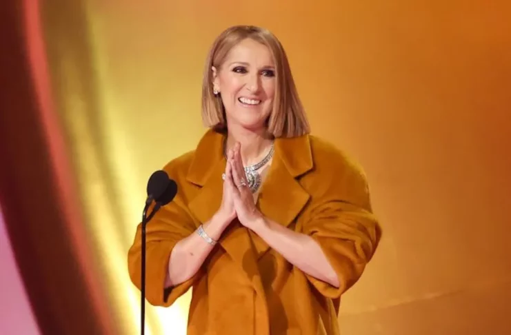 Celine Dion sorprende como presentadora de los Grammy: “Estoy feliz de estar aquí”