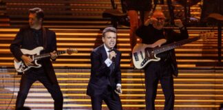 Luis Miguel le responde a fan que asistió tres veces a su concierto