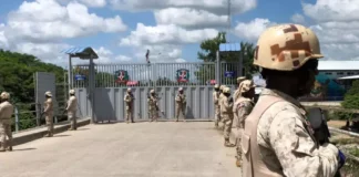 Las Fuerzas Armadas de la República Dominicana acuartelaron una parte de sus unidades especializadas ante las crisis social y política en Haití agravadas por las violentas protestas de grupos que exigen la renuncia del primer ministro Ariel Henry