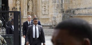 El presidente Luis Abinader encabeza una misa ofrecida en memoria del empresario venezolano Gustavo Cisneros en la Catedral Primada de América, Ciudad Colonial.