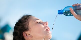 La Oficina Nacional de Meteorología (Onamet), informó que este domingo hay una atmósfera de limitada humedad que estará generando condiciones mayormente soleadas, calurosas y de escasas lluvias sobre la geografía nacional.