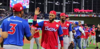 Los Tigres del Licey, representante de la República Dominicana (2-1), consiguió su segundo triunfo consecutivo al vencer cinco vueltas por dos a los Criollos de Caguas, de Puerto Rico (2-1), en el tercer partido de la tercera jornada de la Serie del Caribe Miami 2024, que se lleva con rotundo éxito en el estadio IonDepot Park.