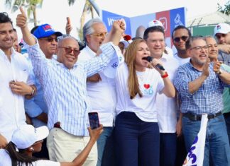 PRM lidera mayoria de votos en contienda electoral En las elecciones municipales realizadas este domingo 18 de febrero el Partido Revolucionario Moderno (PRM) lideró la mayoría de votos de los ciudadanos en el Gran Santo Domingo y en la mayoría de los municipios del país, de acuerdo con el primer boletín de la Junta Central Electoral (JCE).