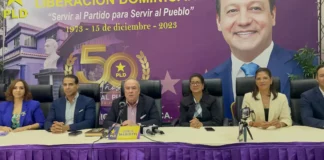 “Hoy salimos de aquí revitalizados, salimos con pilas nuevas y con un grito claro ‘sin desmayos hasta mayo, Abel Martínez, presidente”, manifestó el secretario de la organización, Charlie Mariotti.
