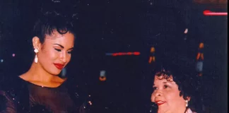 De acuerdo a la revista People en español, el documental contiene entrevistas inéditas con declaraciones de Saldívar, quien actualmente tiene 63 años de edad. Y es ahí donde se revela que la asesina de Selena Quintanilla podría salir de la cárcel el siguiente año.
