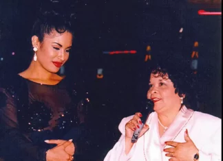 De acuerdo a la revista People en español, el documental contiene entrevistas inéditas con declaraciones de Saldívar, quien actualmente tiene 63 años de edad. Y es ahí donde se revela que la asesina de Selena Quintanilla podría salir de la cárcel el siguiente año.