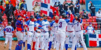 Los Tigres del Licey de República Dominicana, los vigentes campeones de la Serie del Caribe, volverán a pelear por el título al batir en las semifinales del jueves a los Federales de Chiriquí de Panamá por 4×1 en Miami (Estados Unidos).